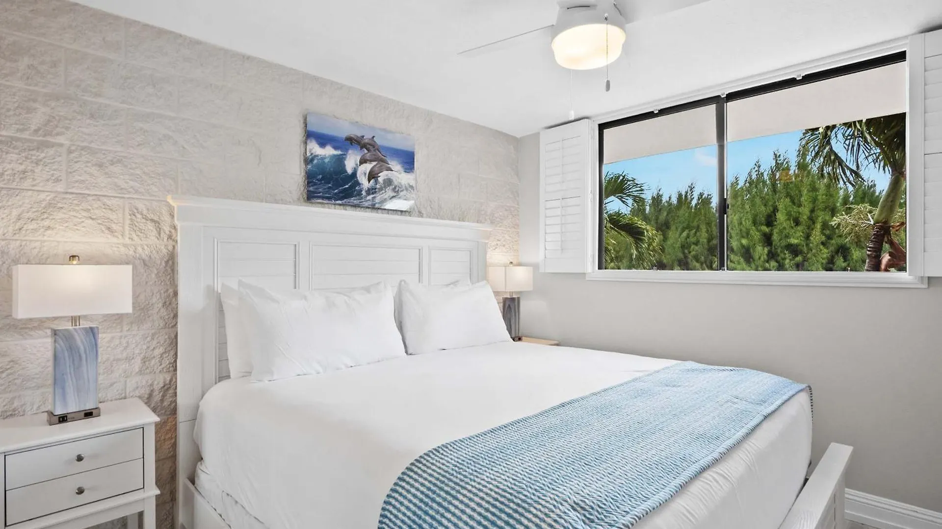 Kanai A Nalu 314 - Newly Renovated, Oceanfront, Ac Wailuku